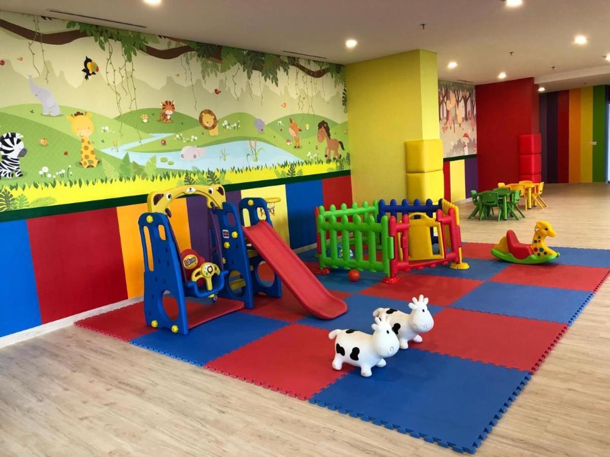 ג'קרטה Gold Coast Apartemen Pik By Dluxx מראה חיצוני תמונה